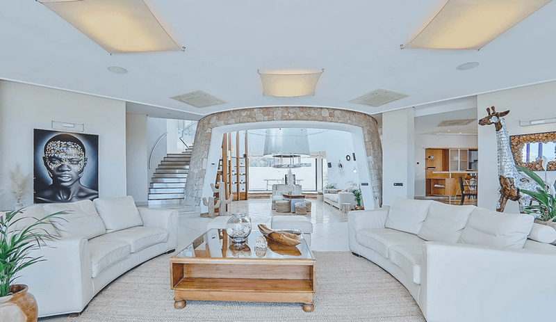 4c900a_e2ae45e2a4df46a1a93c5bd14efe273a~mv2